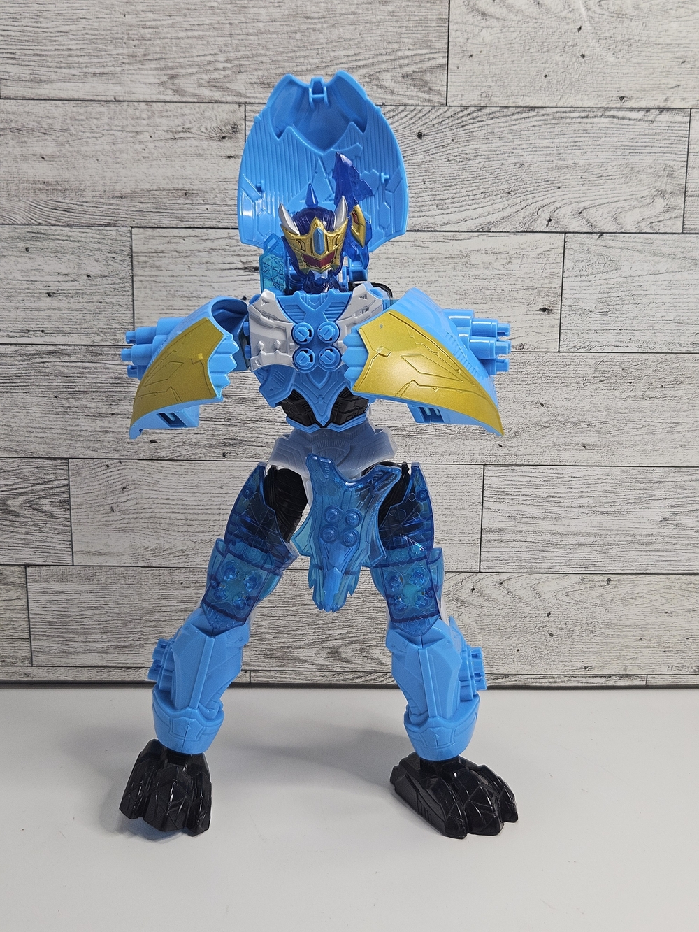 Hasbro Blue and Gold Battle Robot Action Figure